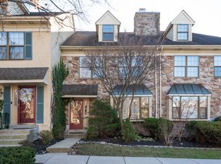 5 Algonquin Ct, Chesterbrook, PA 19087