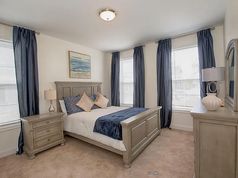 100 Falcon Point Way — Photo 4