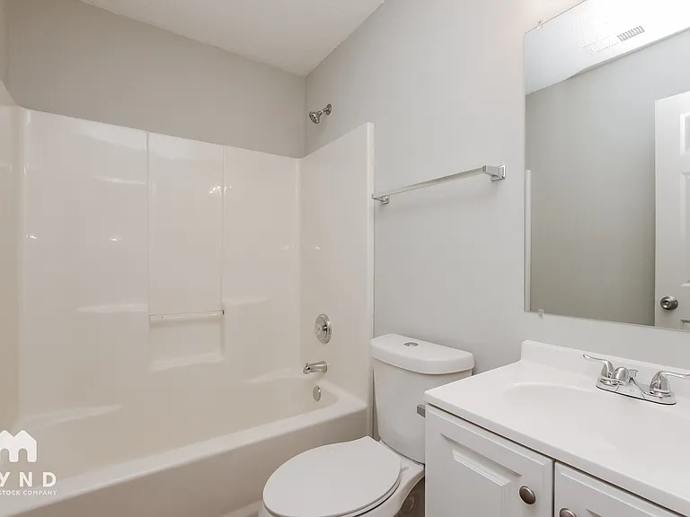 1020 Alston Hill Dr — Photo 15