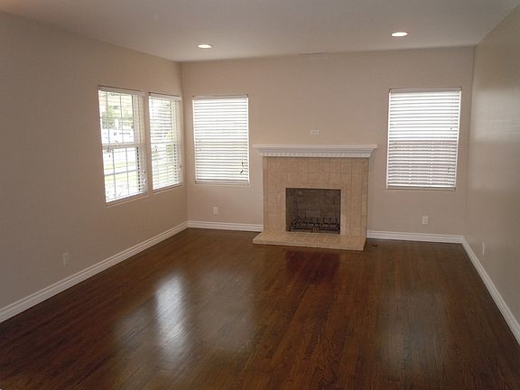 2nd image of 2910 W Wyoming Avenue