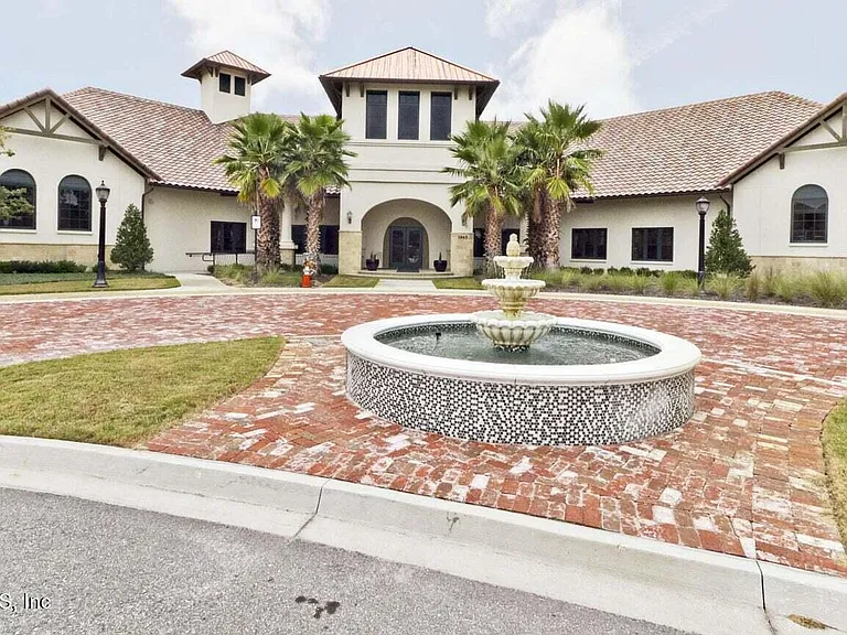 784 Cypress Crossing Trl — Photo 14