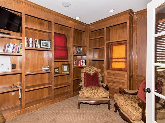 2nd image of 11386 Park Meadows Ct