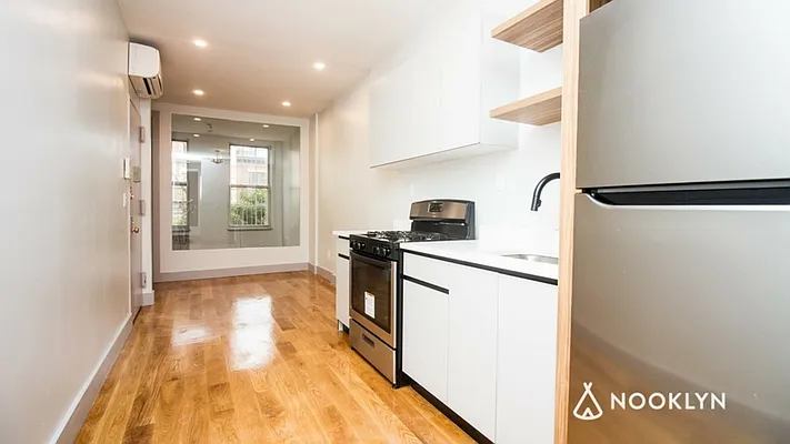 Rented by Nooklyn NYC LLC | media 17