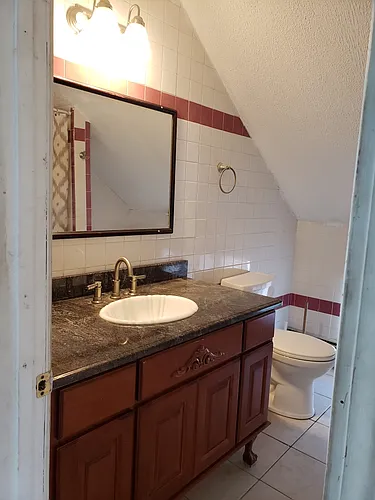 243 Smith St #1 Photo 1