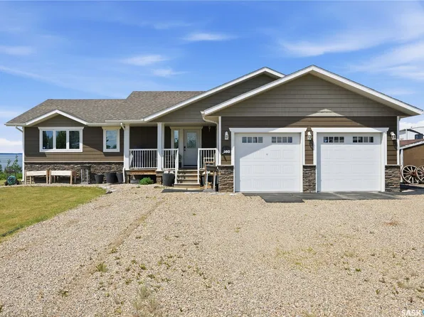 380 Carter Crescent, Cochin, SK S0M 0L0