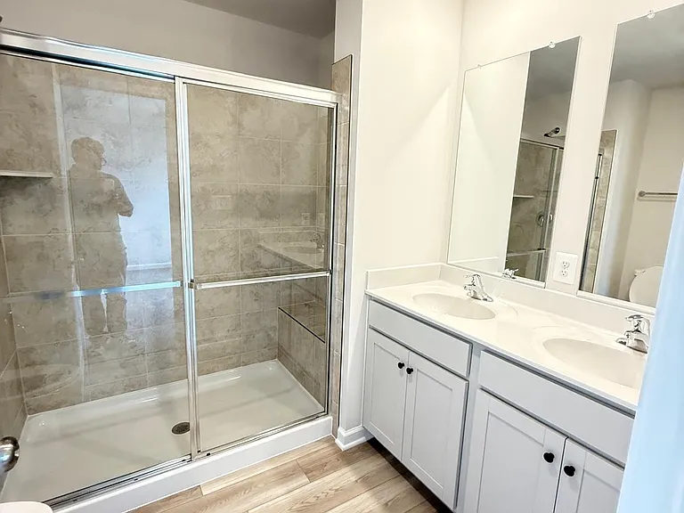 1353 Cedar Valley Rd — Photo 23