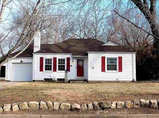 944 S Holyoke Ave, Wichita, KS 67218
