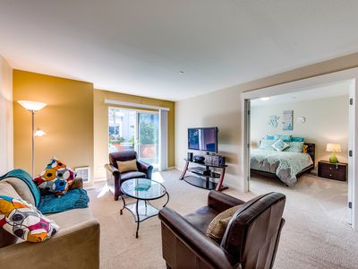 300 High School Rd NE, Bainbridge Island, WA, 98110