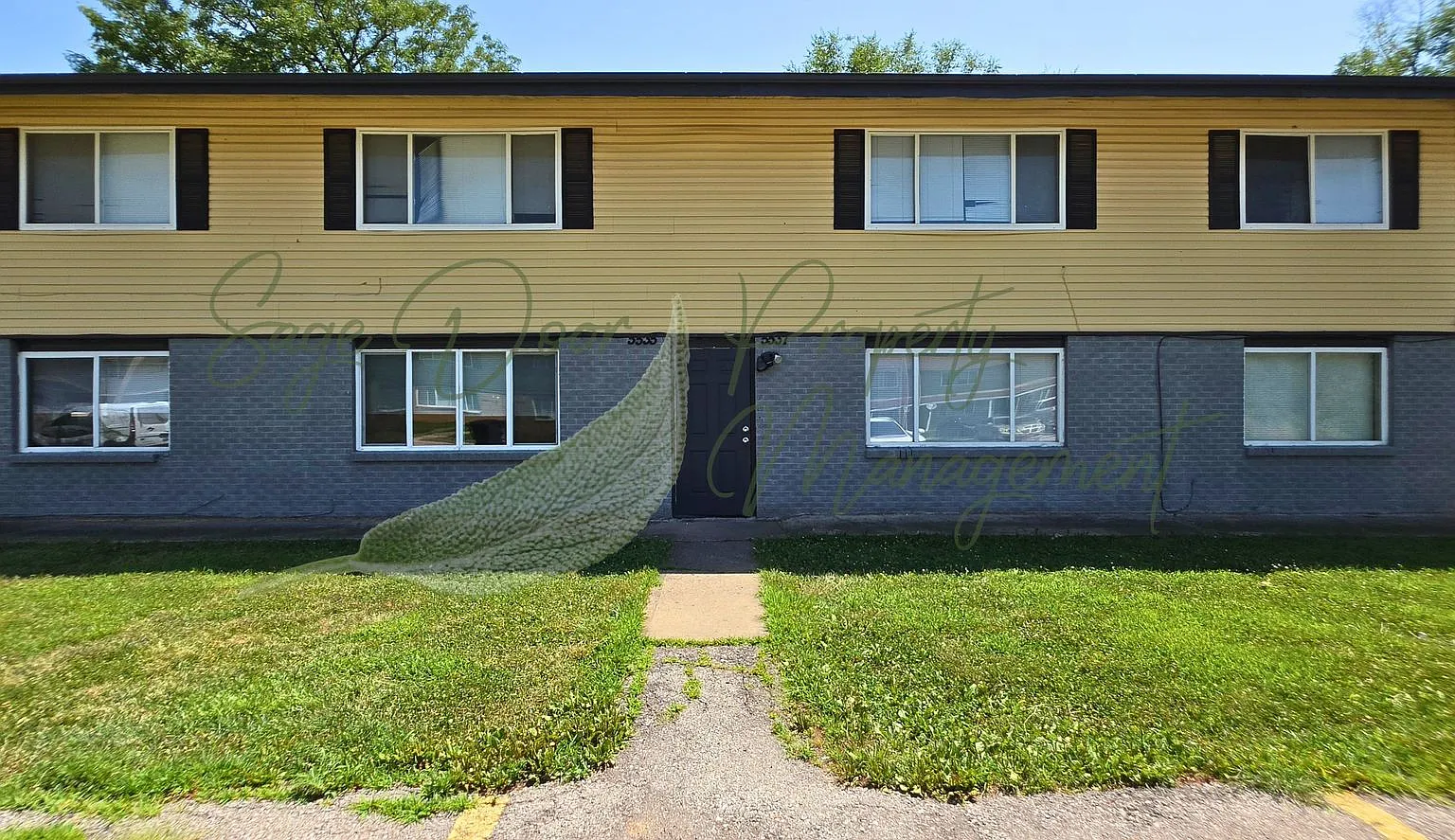 5535-5537 Freeman Ave — Photo 1