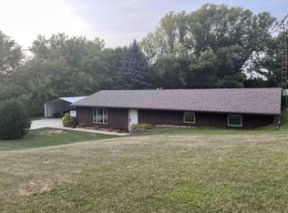 6036 W Fenrick Rd, Janesville, WI 53548