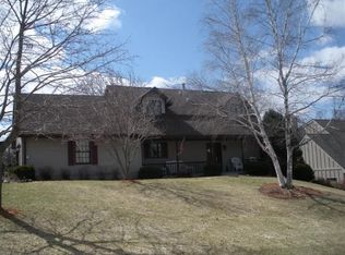 501 Deertrail Rd, Mount Horeb, WI 53572