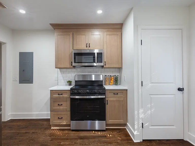 2359 Polar Rock Ave SW — Photo 8