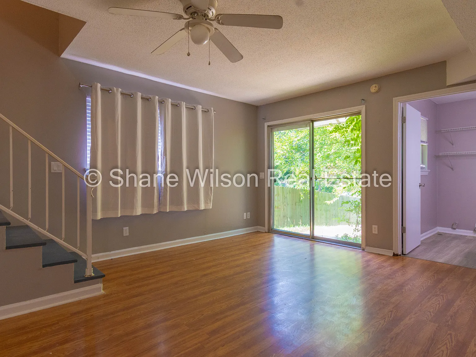 1 bed, 1.5 bath, 800 sqft, $1,075 — Photo 4