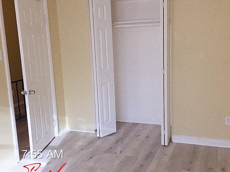 938 N Franklintown Rd — Photo 11