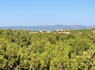 4 Luz Del Monte, Santa Fe, NM 87506