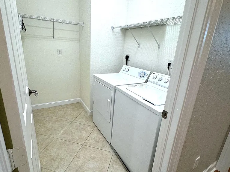 499 Corte Madera Ln #4 — Photo 14
