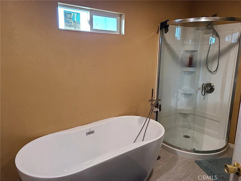 11685 Holmes Ave — Photo 9