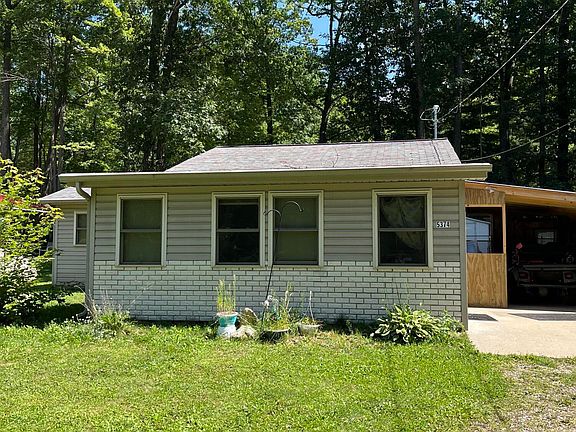 2nd image of 5374 Blueberry Dr