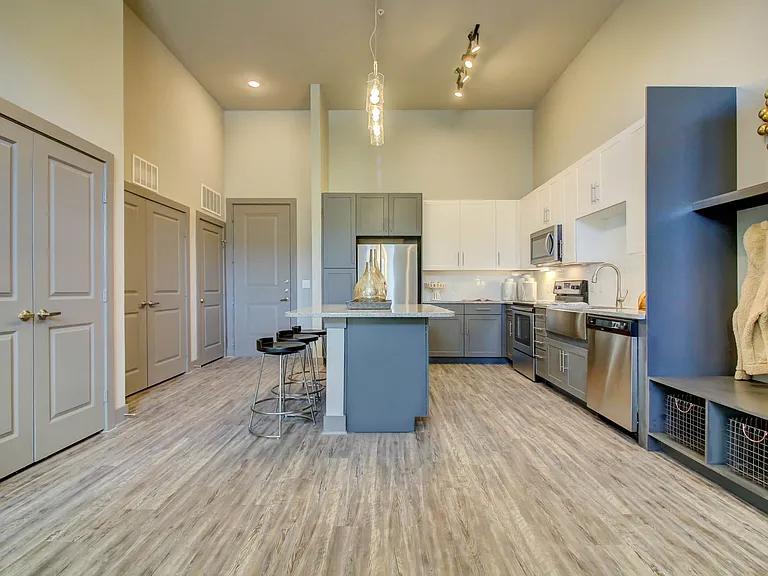 Spacious Floor Plans