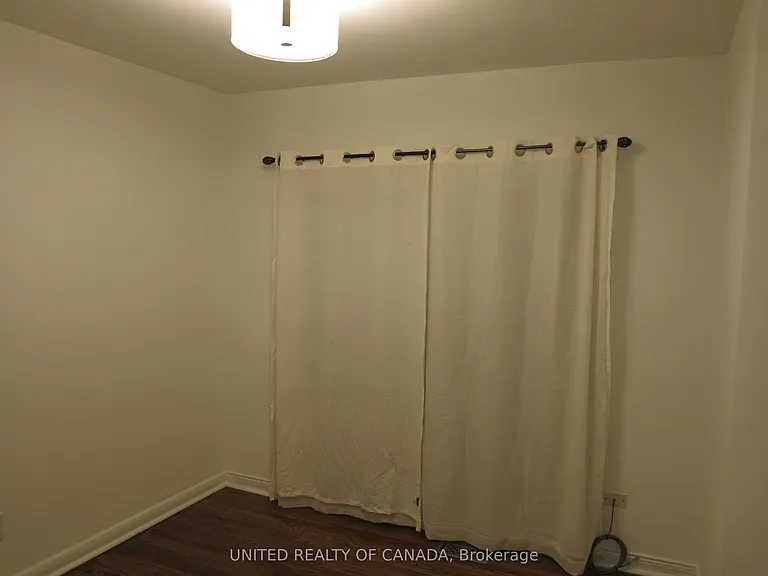 45 Bayview Pkwy — Photo 22