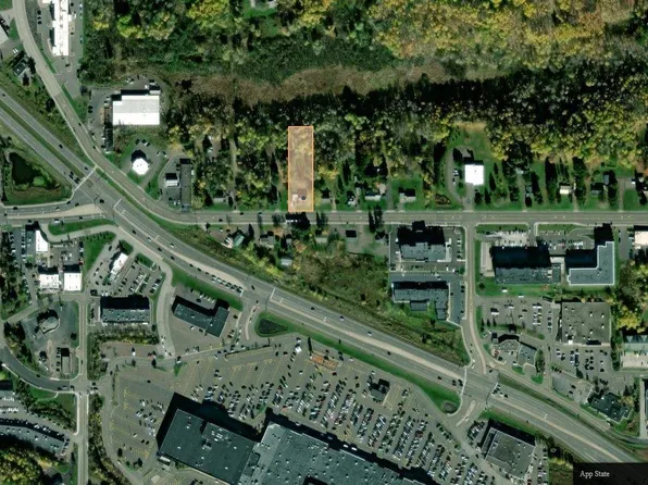 1633 Maple Grove Rd, Duluth, MN 55811