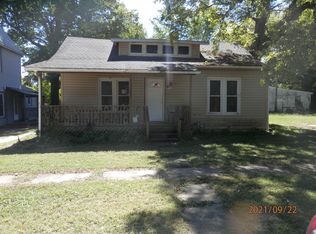 213 W 4th St, Chanute, KS 66720