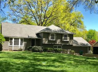 3502 W 92nd Pl, Leawood, KS 66206