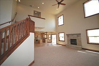 4th image of 1890 Calloway Dr
