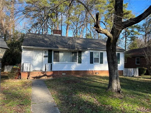 915 Northampton Rd, Petersburg, VA 23805