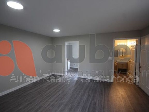 2nd image of 5003 Carolyn Ln #B