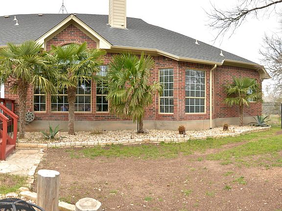 4th image of 300 Cave Springs Dr