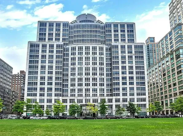 120 Riverside Blvd #4K, New York, NY 10069