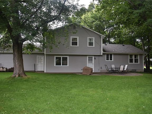 4th image of 26 Valley Green Dr