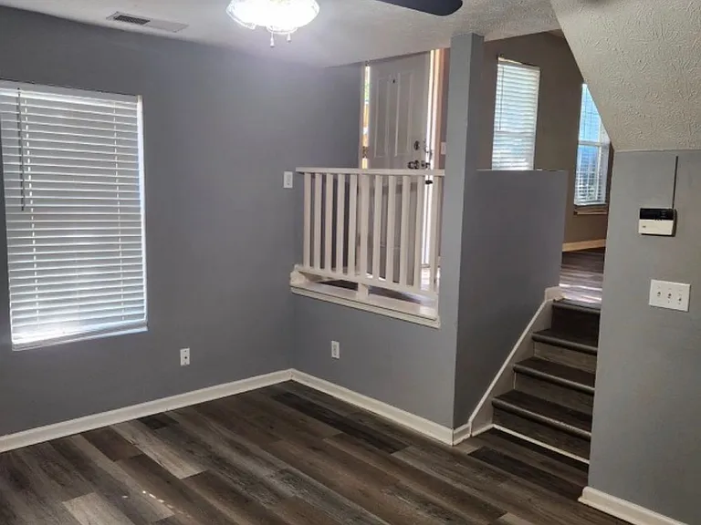 5504 Moriah Ln — Photo 23