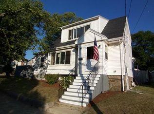 136 Woodlawn St, Lynn, MA 01904