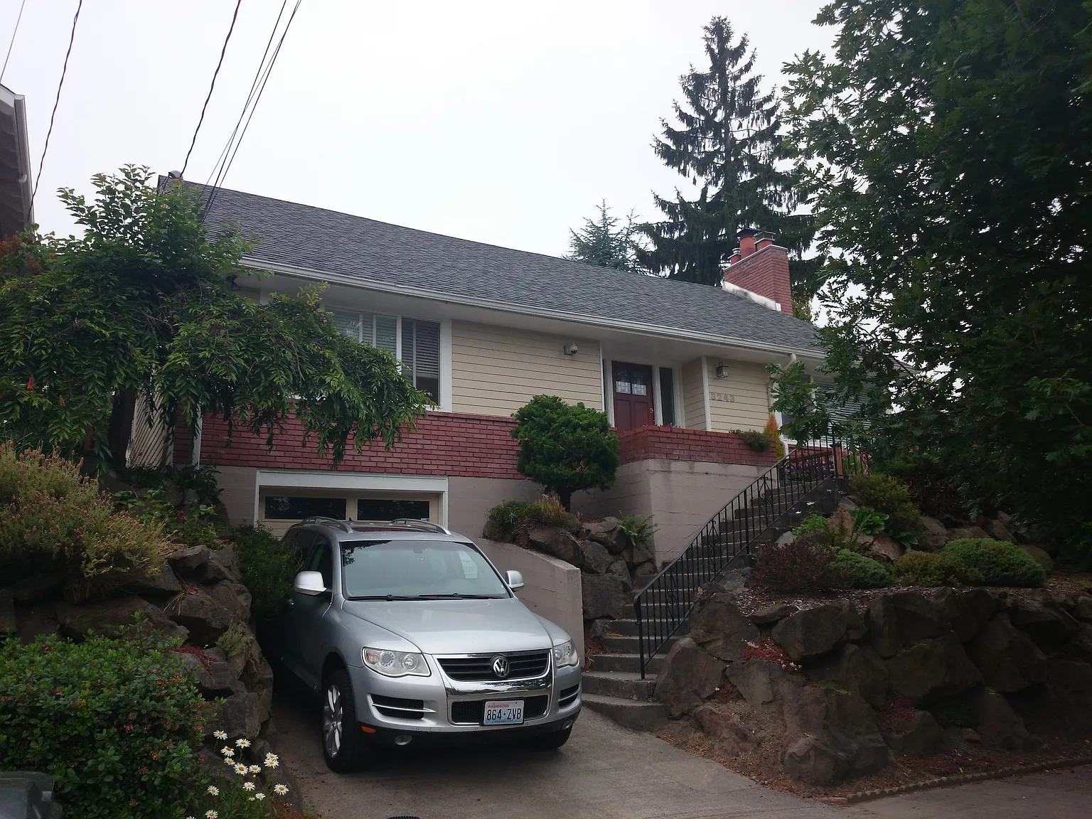 3243 Whalley Pl W photo 1