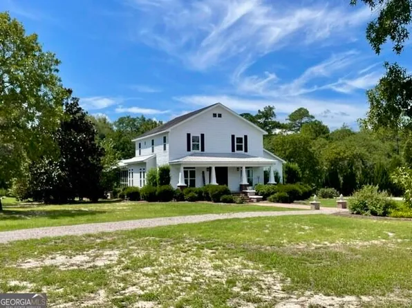 899 Foxboro Ln, Portal, GA 30450