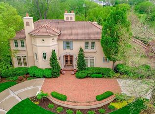 2709 W 112th St, Leawood, KS 66211