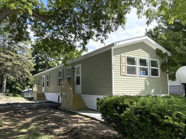 375 Woodland Drive Oakland, Charter Township, MI 48363