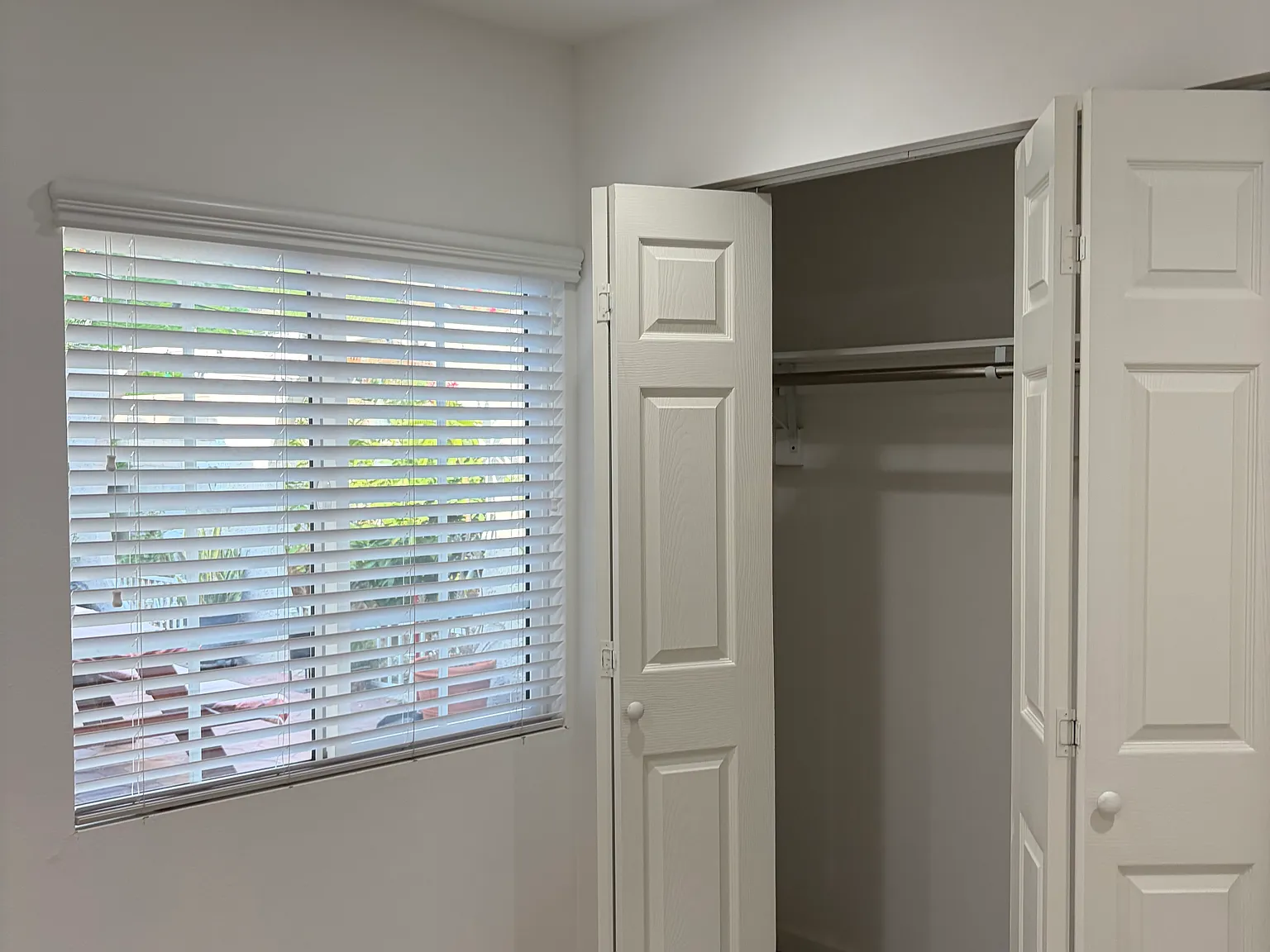 1 bed, 800 sqft, $2,500 — Photo 3