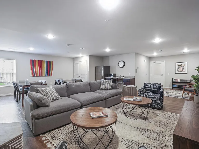 Atcheson Place Lofts — Photo 15