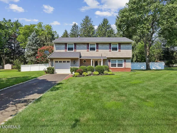 6 Murfield Drive, Lincroft, NJ 07738