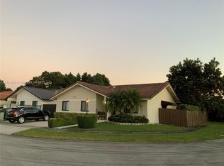14342 SW 101st Ln, Miami, FL 33186