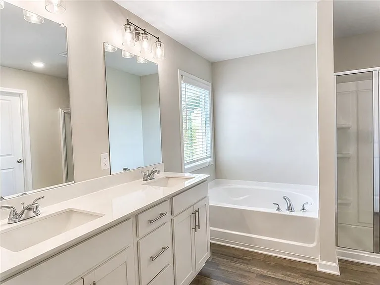123 Mill Pond Ln — Photo 18