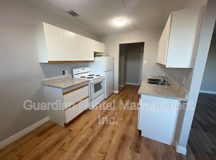 525 Ford St N APT 15, Thunder Bay, ON P7C4Z1