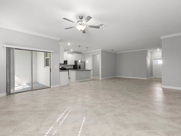 4th image of 23288 Willow Glen Way