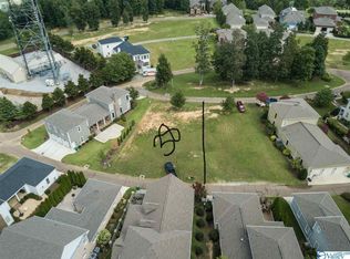 12 Royal Troon Dr SE, Huntsville, AL 35802
