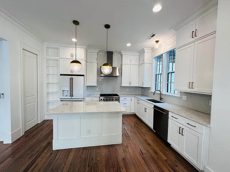2820 Hillside Springs Dr — Photo 19