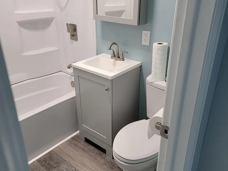 2417 SW Winterwood Ln — Photo 15