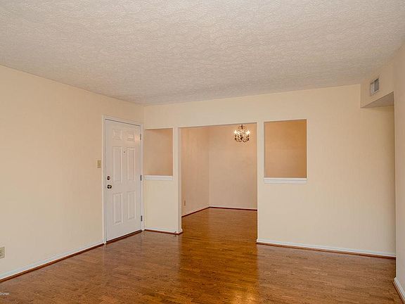 4th image of 1119 La Fontenay Ct